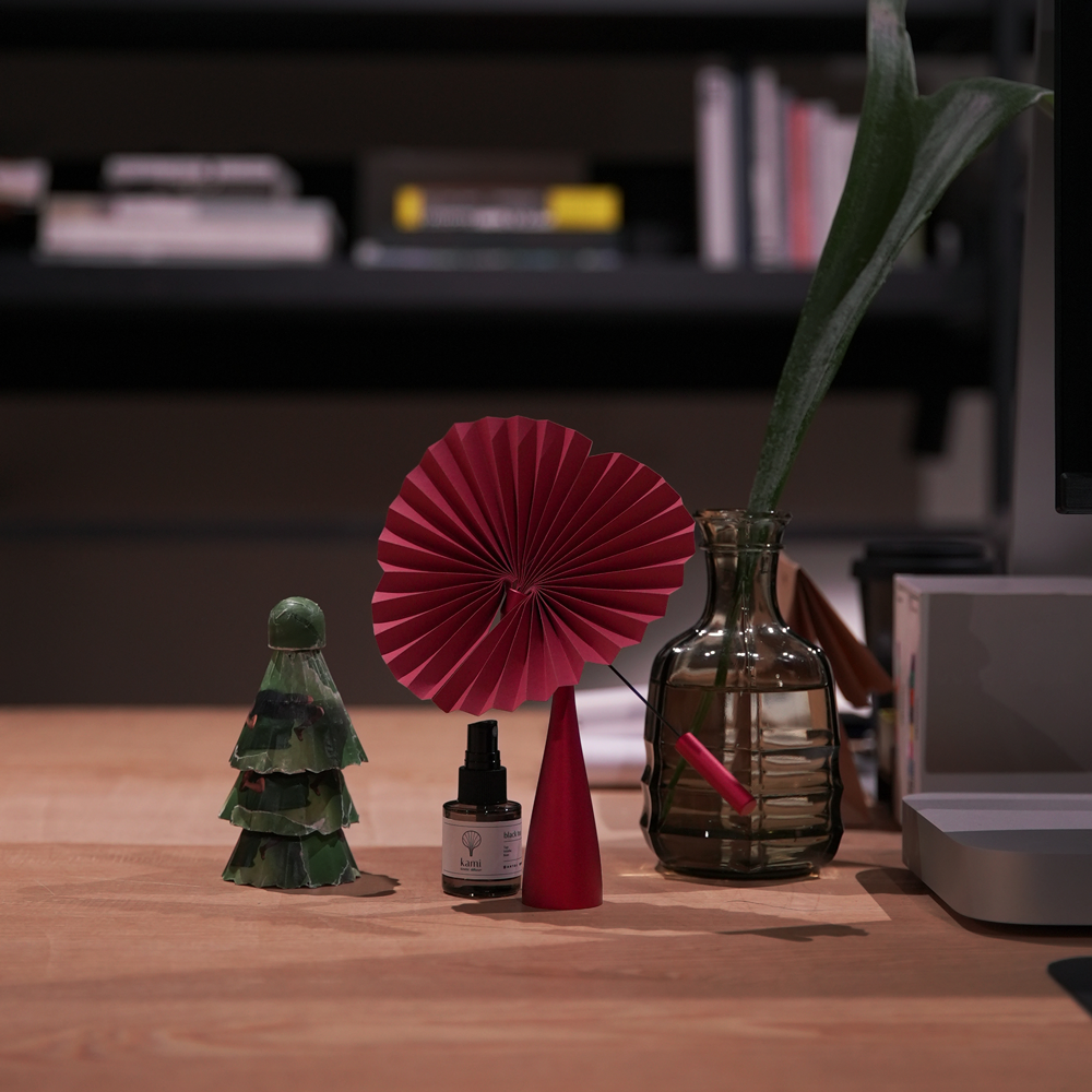 折紙の薫り　薔薇