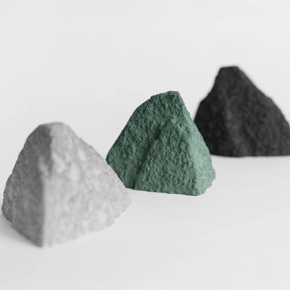 鉱石の薫り　Mountain
